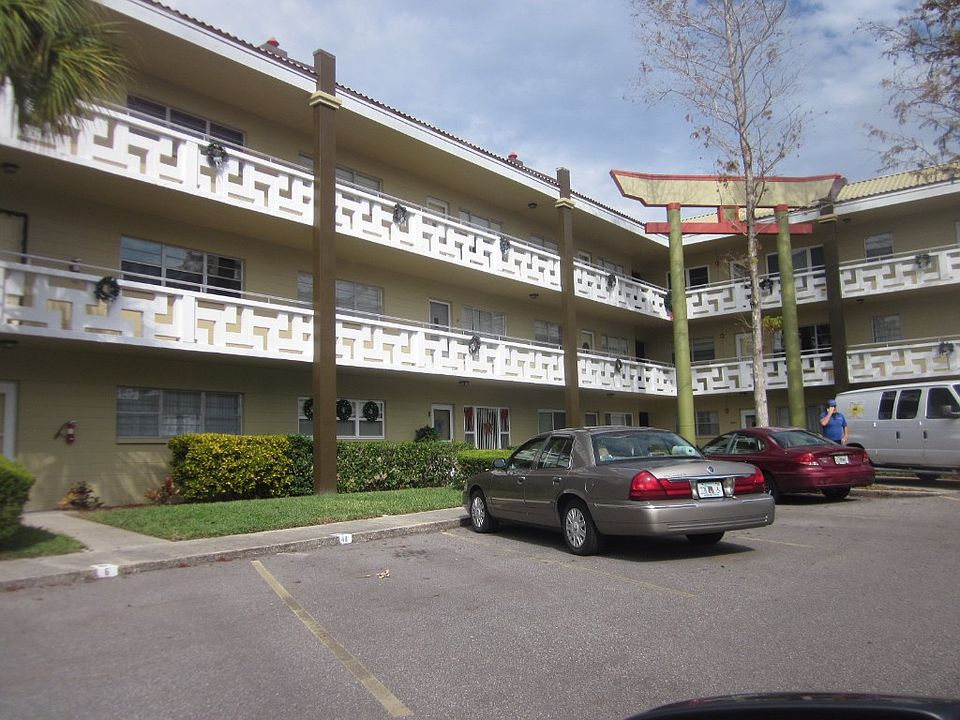 1st image of 2416 World Parkway Blvd APT 28