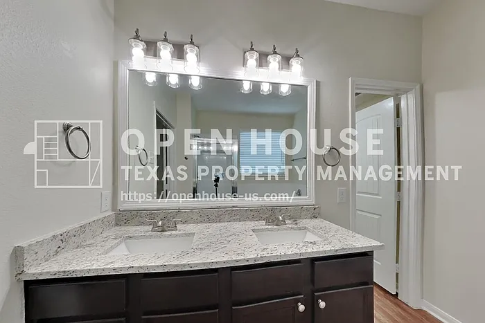 9525 E Woodmark — Photo 9