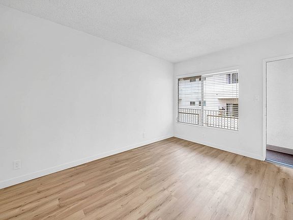 3rd image of 5917 Chula Vista Way #15