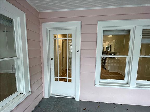 3rd image of 1153 34th Ave N #4