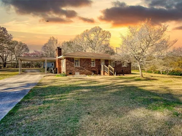 1715 Highway 11 N, Social Circle, GA 30025