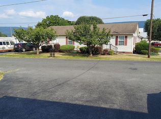 104 Ashby Ln #A & B, New Market, VA 22844