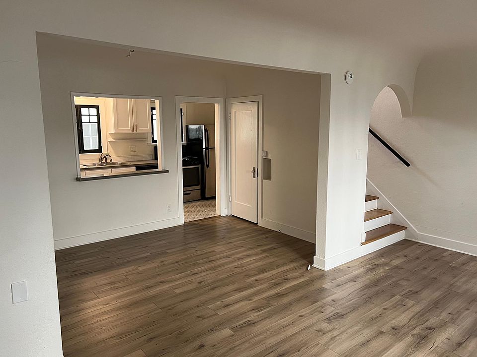 1st image of 1238 Havenhurst Dr #1/2
