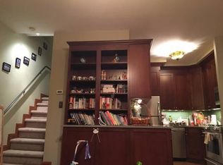 222 Bloomfield St APT 3F, Hoboken, NJ 07030