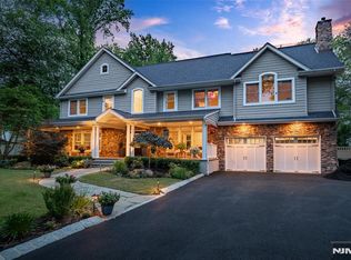 631 Sargent Rd, River Vale, NJ 07675