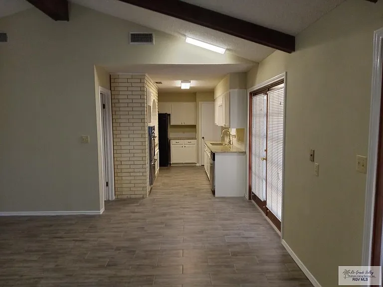 2821 Lotus Dr — Photo 6