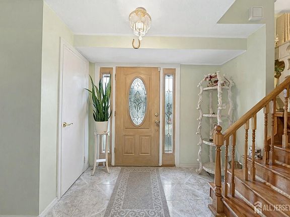 4th image of 8 Monaghan Rd