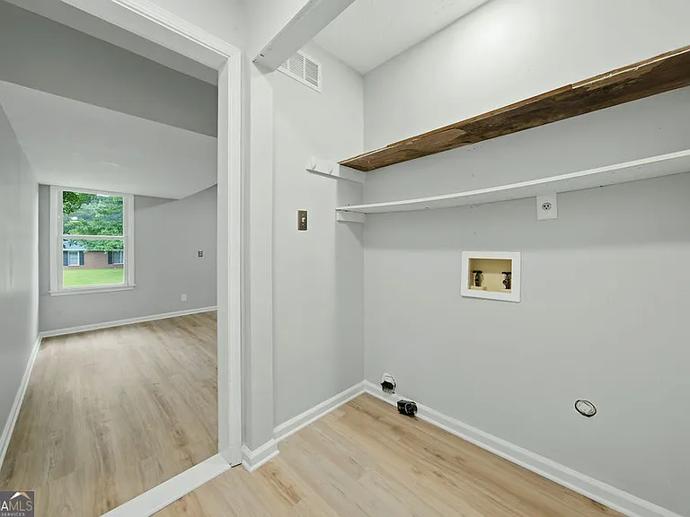 210 Meadow Run — Photo 11