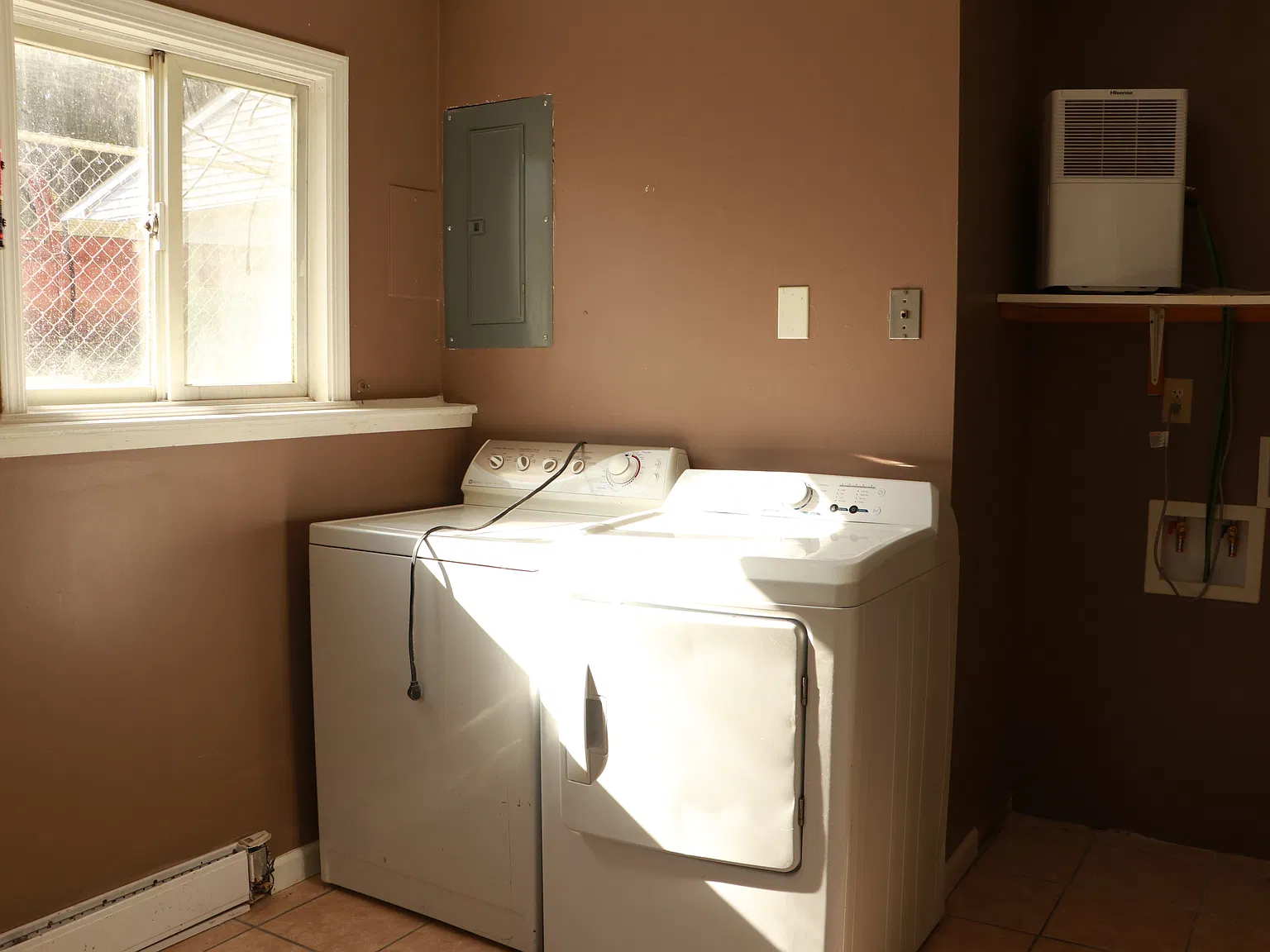 2 bed, 750 sqft, $1,200 — Photo 4