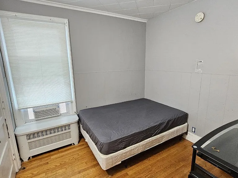 1307 Jacob St — Photo 3