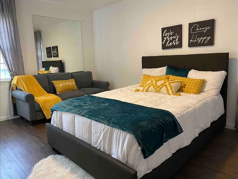 350 Thunderbird Dr #21 — Photo 14