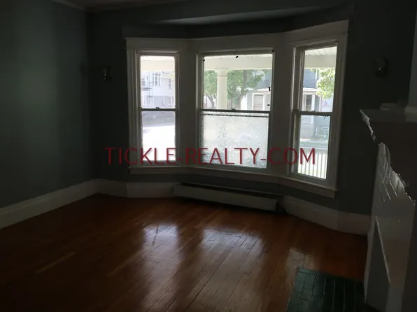 368 Alexander Street, 368 Alexander St APT 2, Rochester, NY 14607