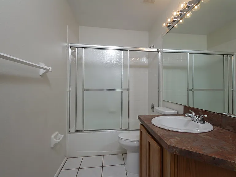 4814 11th Avenue Cir E — Photo 9