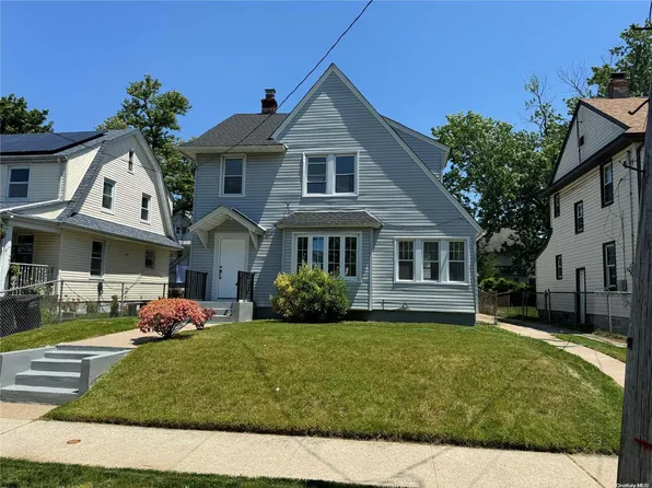 109-57 195th Street, Saint Albans, NY 11412