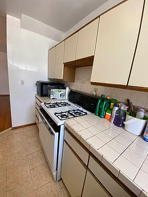 Rented by The Brokerage Group LLC | media 2