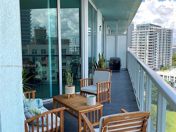 4th image of 1900 N Bayshore Dr APT 1514