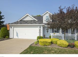 7289 Lilac Ct #13A, North Olmsted, OH 44070