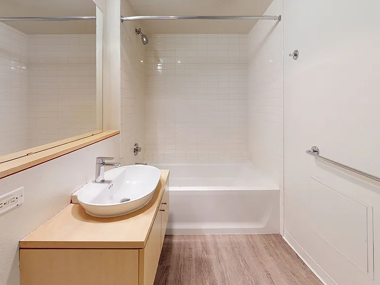 Elements Apartments — Photo 51
