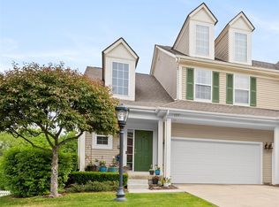 731 E Bluff Ct, Rochester, MI 48307