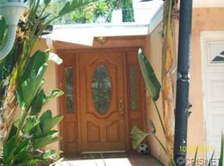 6744 Cozycroft Ave, Winnetka, CA 91306