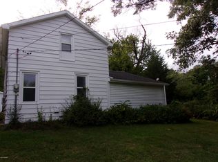 1604 S Jefferson St, Hastings, MI