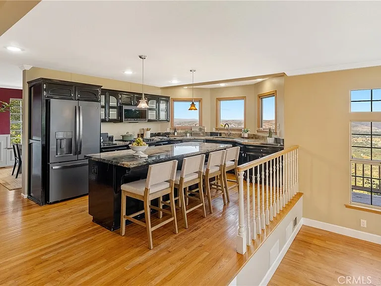 10885 San Marcos Rd — Photo 10