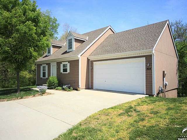 1618  Gennessee Lawrence, KS listing photo #1