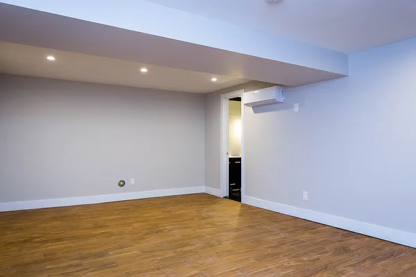 Rented by Nooklyn NYC LLC | media 26