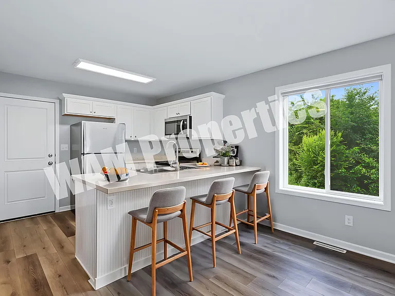 5132 NW Torgerson Dr — Photo 8