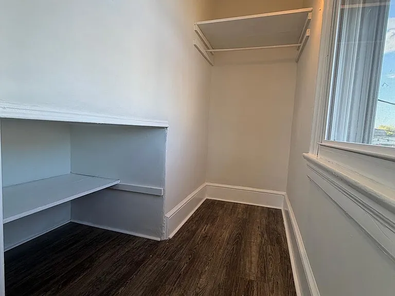 517 Bentley Ave #C — Photo 11