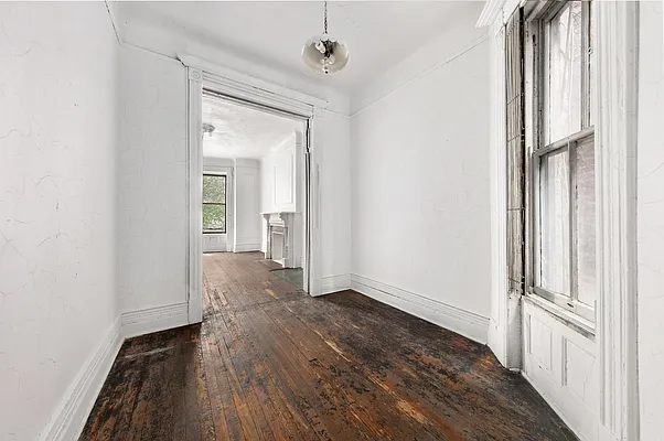 Sold by Compass | media 14