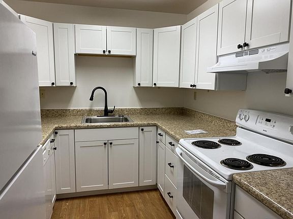 5th image of 960 Life Dr APT 24