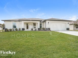 2220 SW 17th Ter, Cape Coral, FL 33991