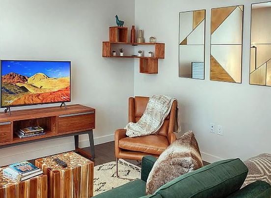 3rd image of 61 N Washington St #323