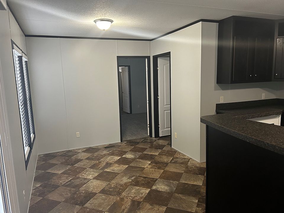 2nd image of 958 Matthew Way #98