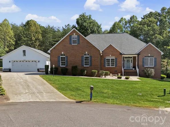 166 Appaloosa Ln, Statesville, NC 28625