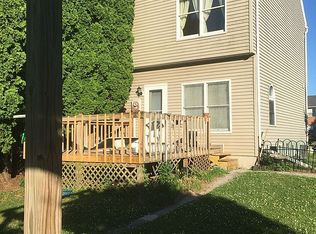2 Oxwood Cir, New Oxford, PA 17350