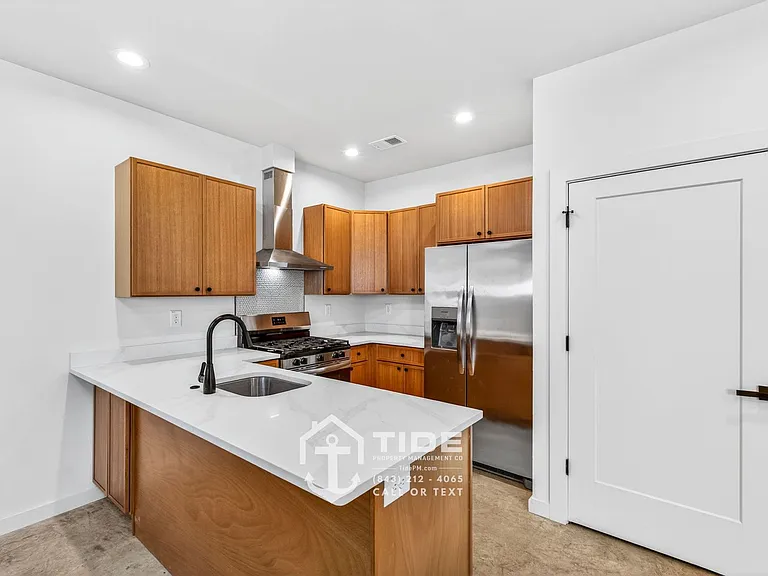 5812 Knight St — Photo 8