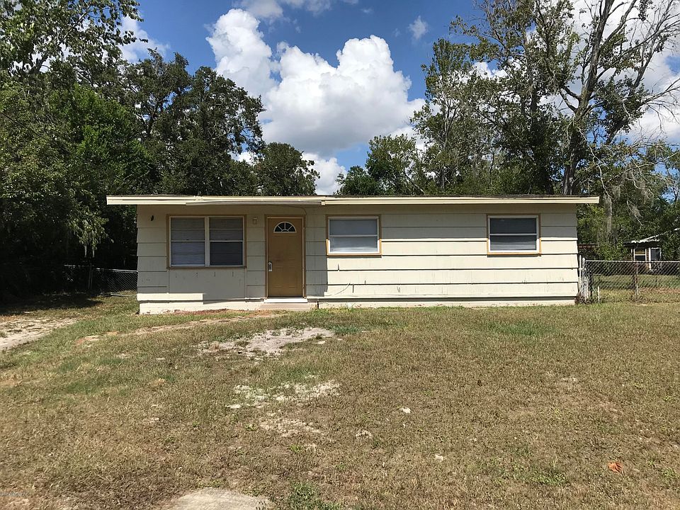 1st image of 245 Woodside Dr
