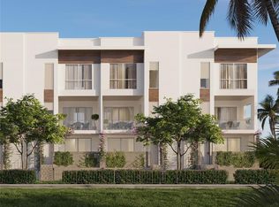 1028 Sunset Point Rd #R4, Clearwater, FL 33755