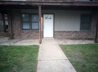 351 Virginia St APT 25, Sullivan, MO 63080