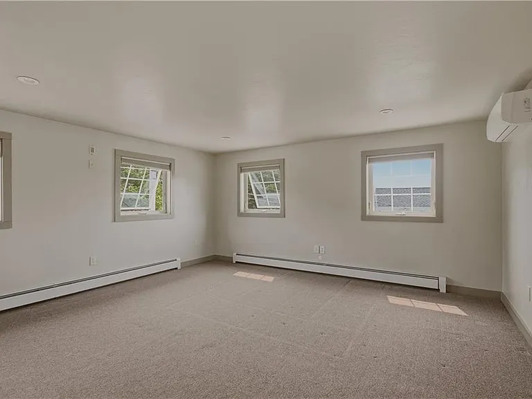 132 Evarts St #1 — Photo 16