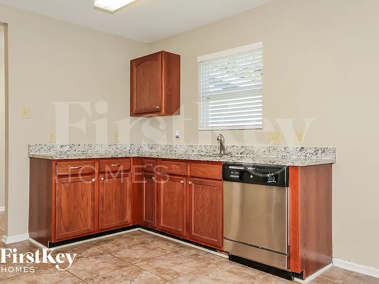 5418 Fairway Forest Dr — Photo 8