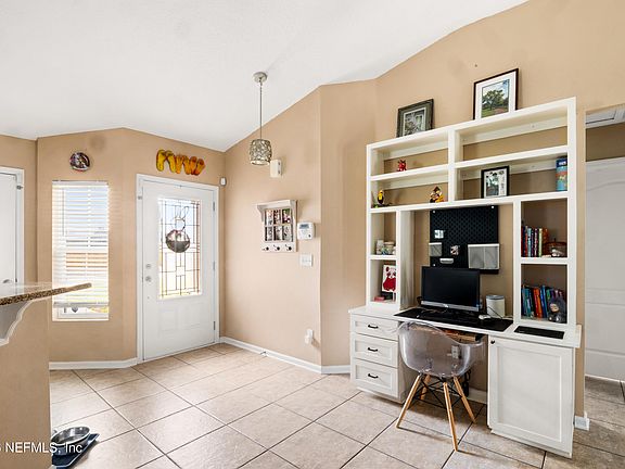 4th image of 104 PATRIOT Lane