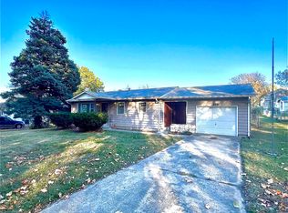 606 New Jersey Ave, Holton, KS 66436