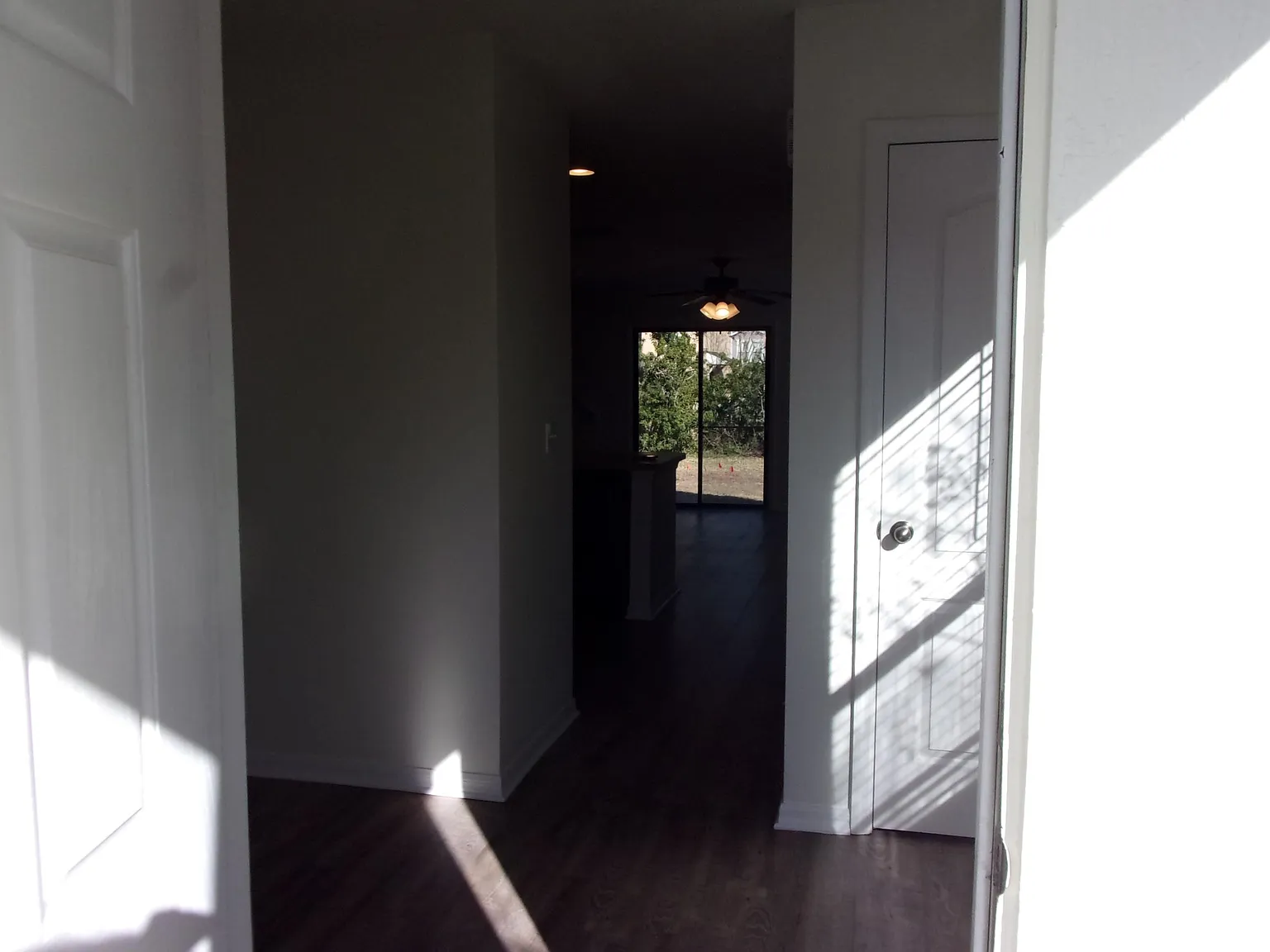 3 bed, 2.5 bath, 1536 sqft, $1,900 — Photo 4