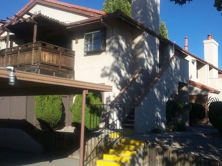 1st image of 5945 McKinney Dr NE