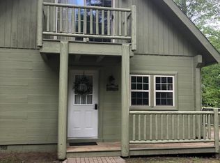 810 Golf Cottage Dr, Lewiston, MI 49756