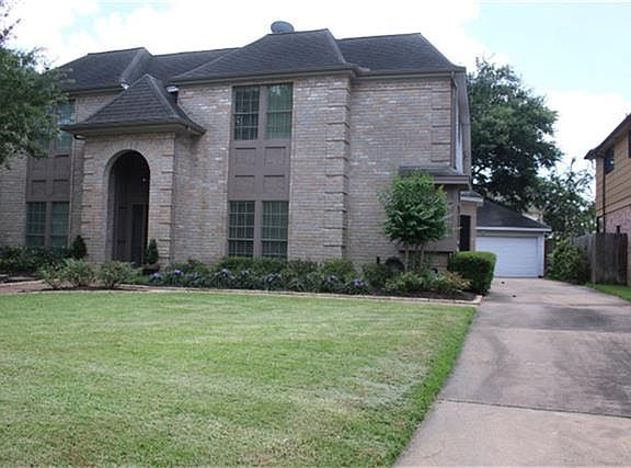 2nd image of 20663 Castle Bend Dr