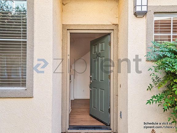 4th image of 343 Oleander Dr